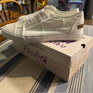 Blowfish Malibu White Canvas Sneakers